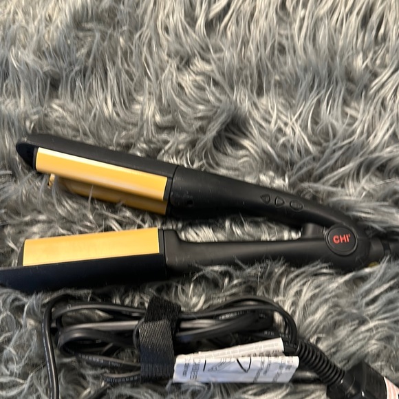 CHI Other - **SOLD ON MERCARI**CHI digital ceramic deep waver